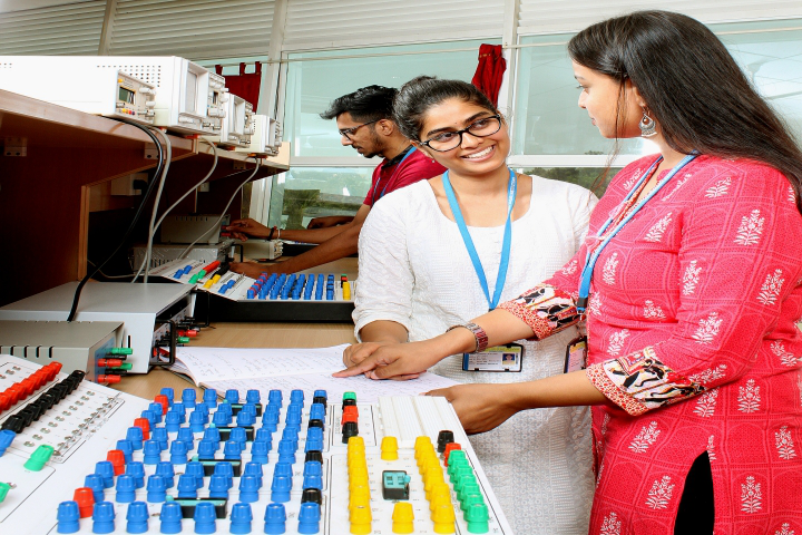 Dayananda Sagar University, Bangalore Laboratory View of Dayananda Sagar University Bangalore